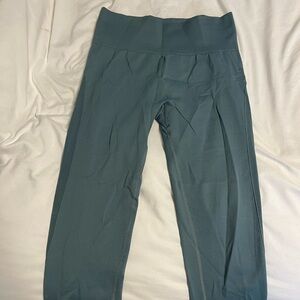 nice blue leggings, size medium